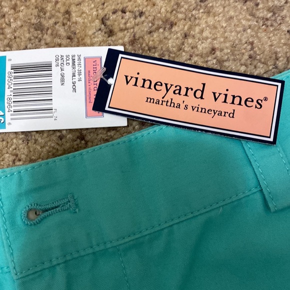 Vineyard Vines Shorts boys shorts, size 16 , waist 28 - Picture 2 of 3